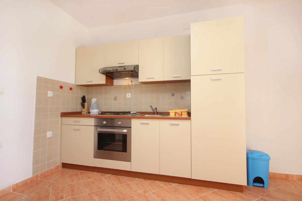 Apartments By The Sea Vlasici, Pag - 9324 Exterior photo