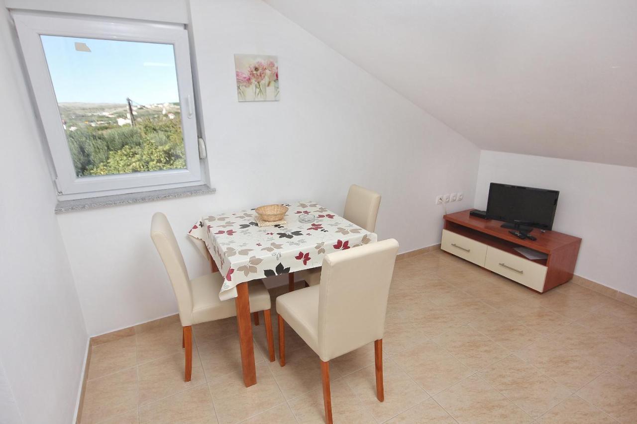 Apartments By The Sea Vlasici, Pag - 9324 Exterior photo