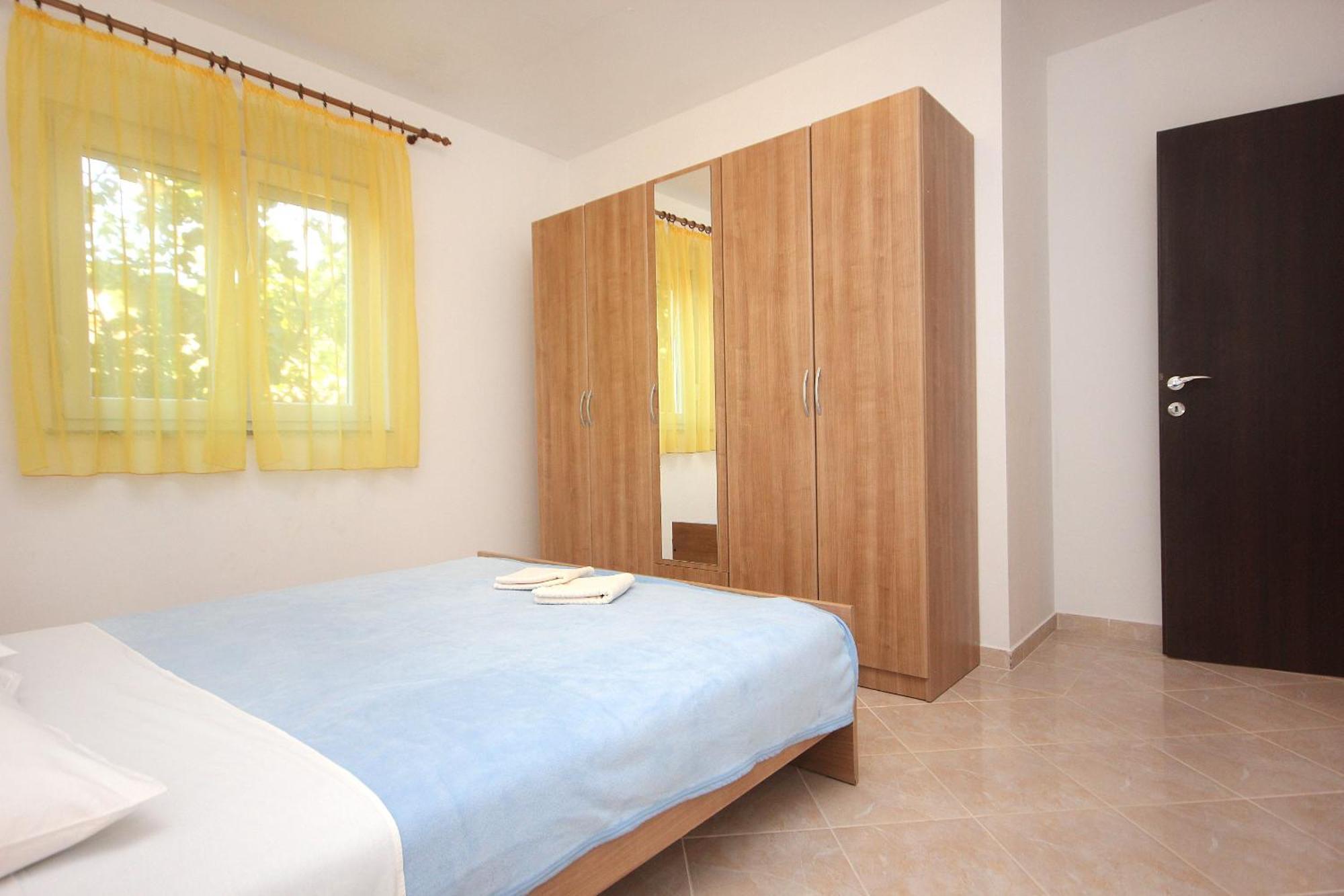 Apartments By The Sea Vlasici, Pag - 9324 Room photo